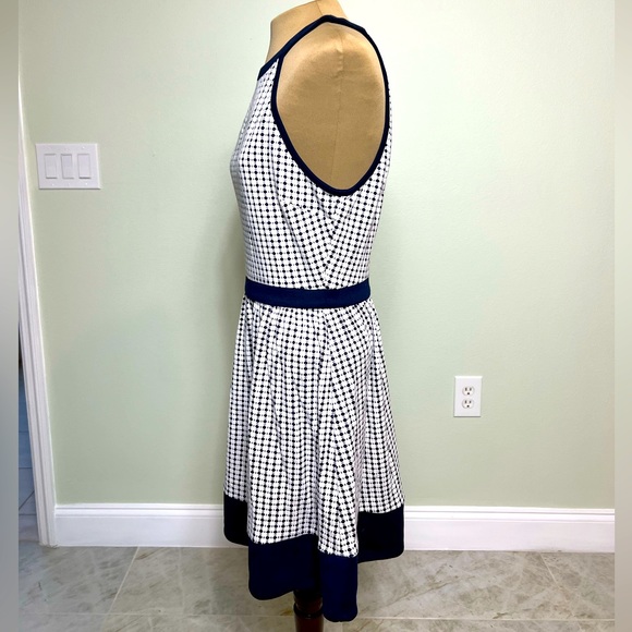 NWT Speechless White & Navy Blue Knit Dress - Picture 2 of 7